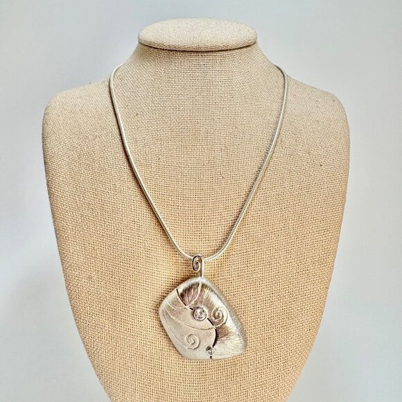 Sterling Silver 925 Freeform Scroll Design Pendant Necklace Size 17.5" Length - Picture 1 of 10